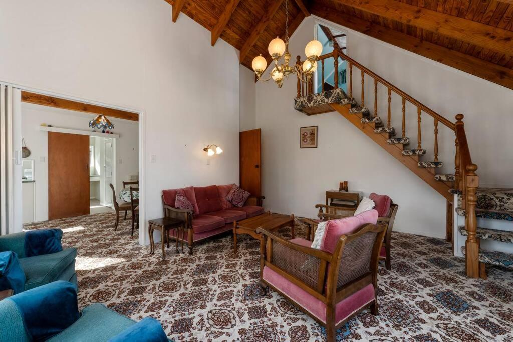 Charming Hideaway Villa Taupo Eksteriør billede