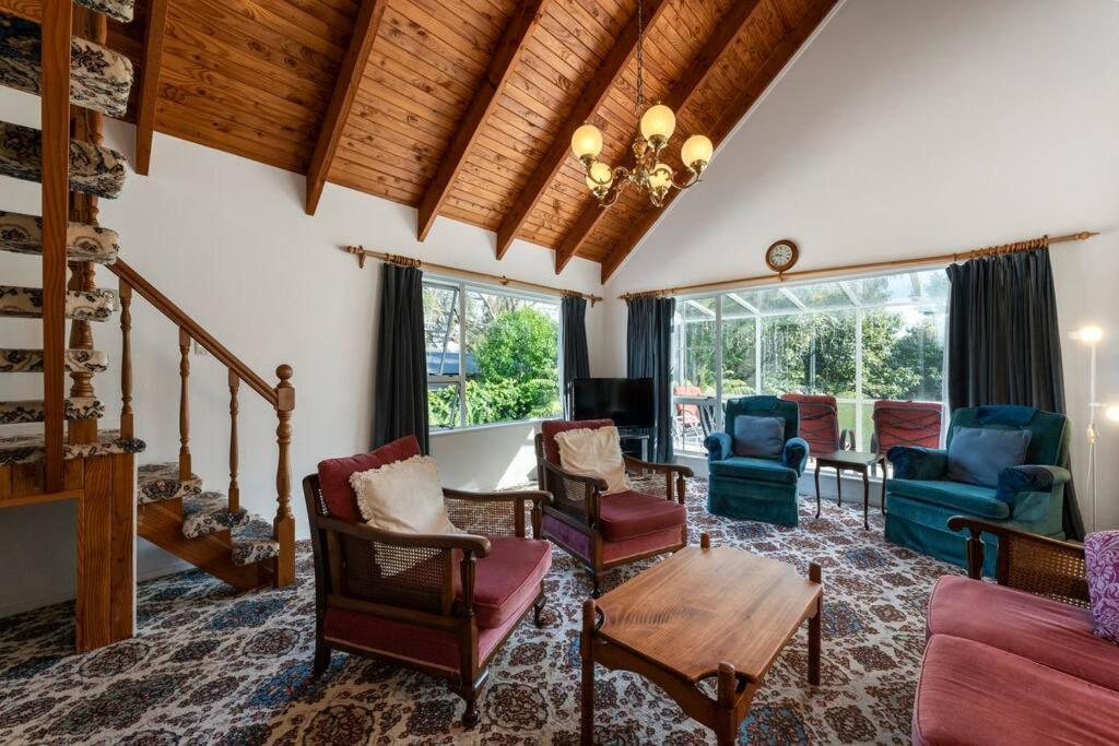 Charming Hideaway Villa Taupo Eksteriør billede